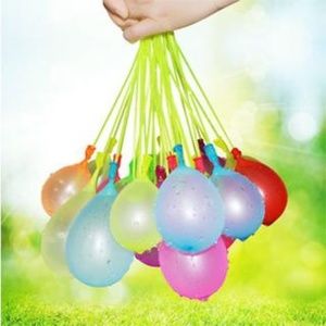 111 Piece self tying Water Balloon Set
